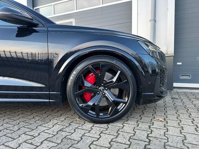 Audi RSQ8 4.0 V8 TFSI 600pk Quattro bj2020 *Pano *Carbon *23inch *BenO *Massage