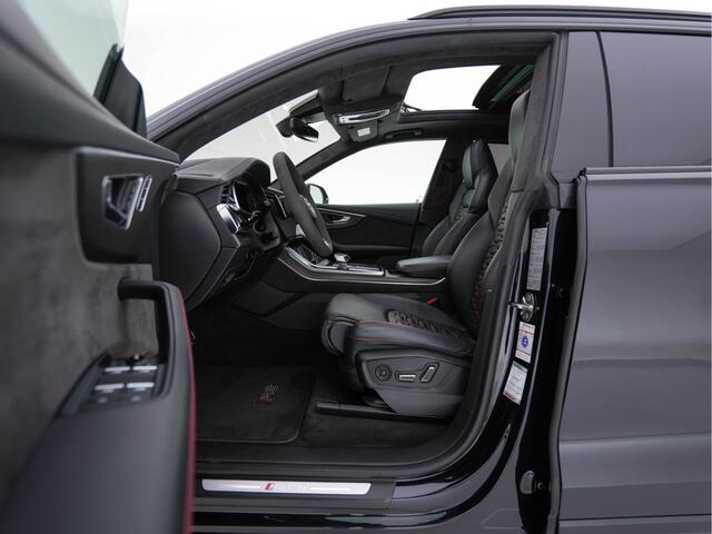 Audi RSQ8 4.0 TFSI quattro *MILLTEK | CERAMIC-BRAKES | PANO | HEAD-UP | CARBON-PACK | LEATHER | MEMORY-PACK | 4-WHEEL-STEERING | AIR-SUSPENSION | BANG&OLFUSEN | ADAPTIVE-CRUISE | BLINDSPOT | TOP-VIEW | SOFT-CLOSE | NIG