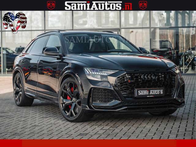 Audi RSQ8 RSQ8 BLACK OPS | 600PK 4.0 V8 TFSI QUATTRO | HUD | 4 WIELBESTURING | 23 INCH AUDI SPORT WHEELS | RS BEKLEDING ZWART | PANO | SOFTCLOSE | NIEUW PRIJS ¤274423,- BANG & OLUFSEN | PANORAMA DAK | De Lamborghini Urus en Audi RS Q8 zijn beide supersnelle SUV's m