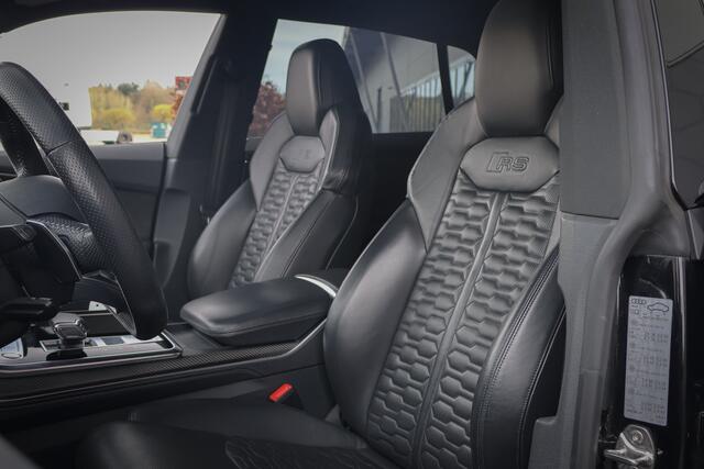 Audi RSQ8 4.0 TFSI RS Q8 quattro | CARBON IN & EXTERIEUR | ADAPTIVE CRUISE | TREKHAAK | MASSAGE | STOELVEWARMING & VERKOELING | CAMERA | HEAD UP | B&O |