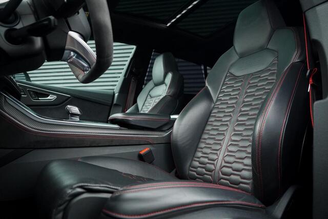 Audi RSQ8 4.0 TFSI Q8 quattro / NL Auto / Pano / Keramisch / Performance / Stoelklima