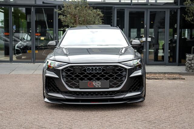 Audi RSQ8 ABT Legacy Edition 1 of 125 760pk | Audi exclusive lak | Advanced onderstel | B&O Advanced | Panoramadak | Massagefunctie | Carbon | Assistentiepakket city + parking | Servosluiting | Trekhaak
