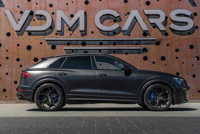 Audi RSQ8 RS Q8 performance TFSI quattro tiptronic | RS Design Pakket | Keramisch | HUD | Panorama | Sportuitlaat | Connect | Matte PPF |