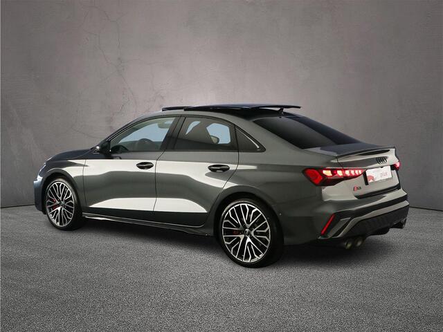 Audi S3 Limousine 333pk quattro | Akra | Pano | Sonos | Adapt. Onderstel | 19 inch | Alcantara | Matrix LED | Ruit Stiksel | Camera | Akraprovic Performance