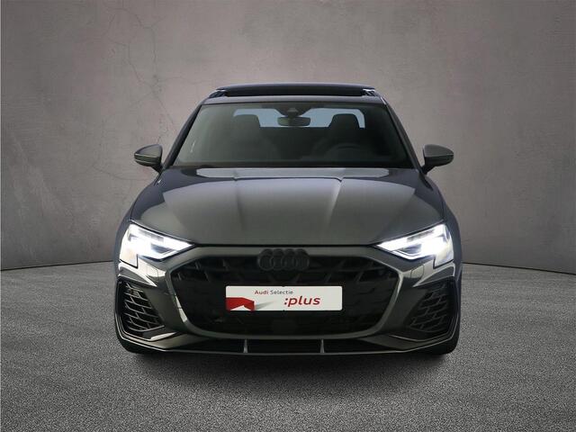 Audi S3 Limousine 333pk quattro | Akra | Pano | Sonos | Adapt. Onderstel | 19 inch | Alcantara | Matrix LED | Ruit Stiksel | Camera | Akraprovic Performance