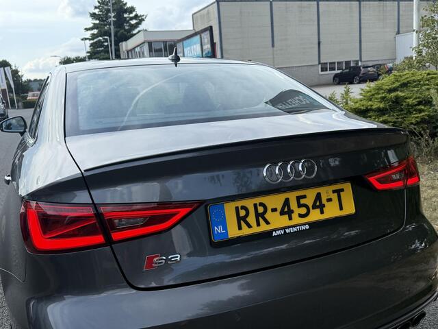 Audi S3 Limousine 2.0 TFSI quattro 300PK AutomaatoLeder