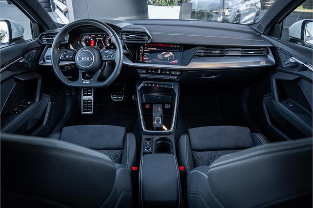 Audi S3 SPORTBACK 2.0 TFSI quattro RS3 Look! - Panorama | ACC | Camera | Keyless