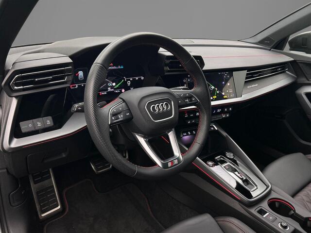 Audi S3 SPORTBACK 2.0 TFSI quattro 333PK | Akrapovic | Pano | Headup | Camera | Carbon spoiler | MMI plus | Sonos |