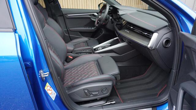 Audi S3 SPORTBACK 2.0 TFSI 310pk Quattro Pano.dak B&O RS-Seat Nappa HUD *Black Optik* 19inch LM Audi Sport *Arablau Pearl * *Unieke S3*