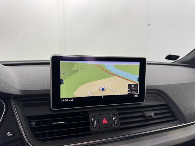 Audi SQ5 3.0 TFSI quattro / Pano / Luchtvering / Camera