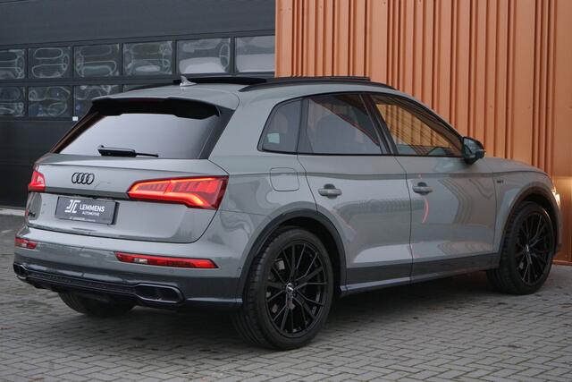 Audi SQ5 3.0 TFSI Quattro 354PK Panodak Luchtv. S-Stoelen Carbon Head up Memory 360camera