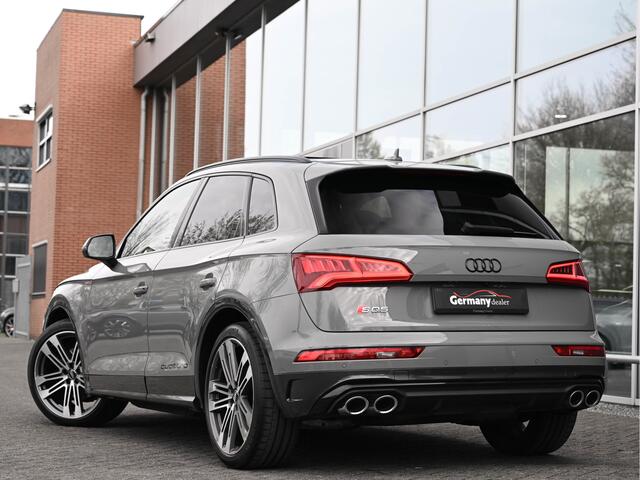 Audi SQ5 3.0TFSI 354PK Quattro RS-Zetels Pano Trekh 21-Inch Carbon Standk. Head-Up