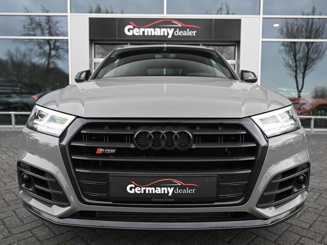 Audi SQ5 3.0TFSI 354PK Quattro RS-Zetels Pano Trekh 21-Inch Carbon Standk. Head-Up