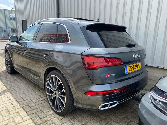 Audi SQ5 3.0 TFSI 354 pk SQ5 Quattro Pro Line Plus S-Line / Lucht-Vering/ RS-Stoelen/ Pano-Dak/ Head-Up/ 360-Camera/ Keyless/ B&O-Sound/ Adap.Cruise/ Matrix-Led/ Trekhaak/ 21'' LMV