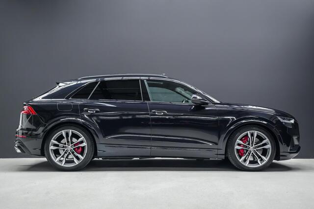 Audi SQ8 4.0 TDI quattro |pano|RS-stoelen|HUD|B&O|luchtvering|memory|360 camera|massage stoelen|carbon interieur|blind spot|elektrische trekhaak|adaptive cruise control|matrix LED|