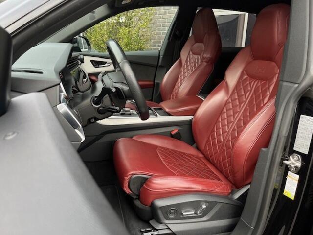 Audi SQ8 4.0 TDI SQ8 Q. - PANO - BenO - 4-WIELST. - TREKH. - 23 INCH