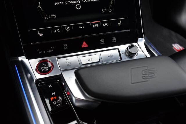 Audi SQ8 Sportback e-tron 370kW / RS design interieur/ Bang & Olufsen/ Panoramadak