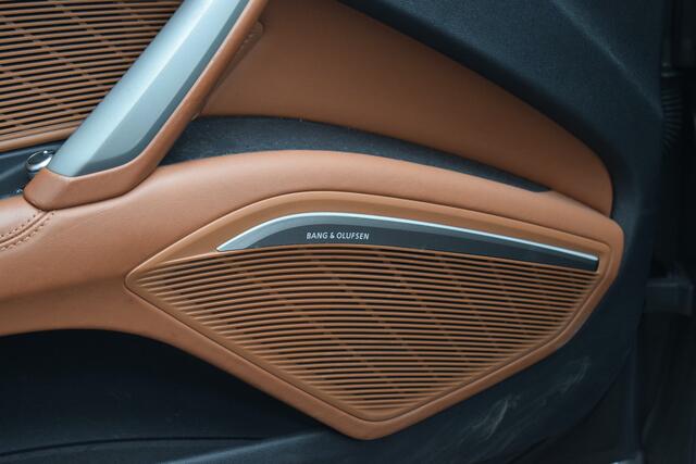 Audi TT Roadster 2.0 TFSI Pro Line + | Leer | Nek- en Stoelverw. | B&O | Sportstoelen