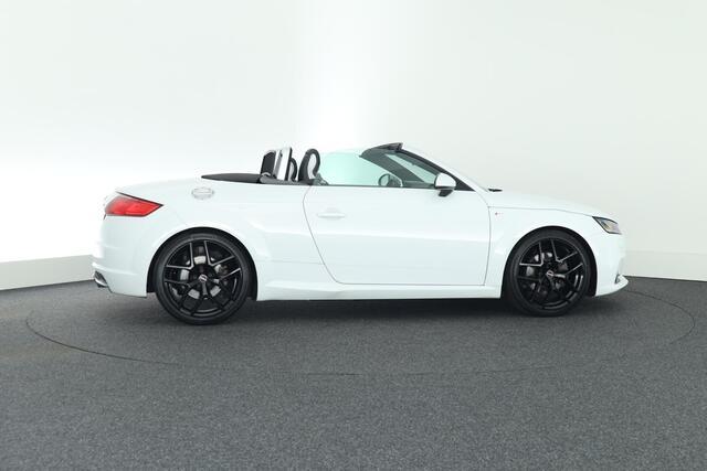Audi TT Roadster 2.0 TFSI 230pk quattro Pro Line S Stoelverwarming Virtual Cockpit Navigatie 2x S-Line