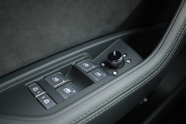 Audi e-tron 55 quattro Advanced edition 95 kWh | Pano | HUD | Soft Close | Luchtvering | Adapt. Cruise | 360cam