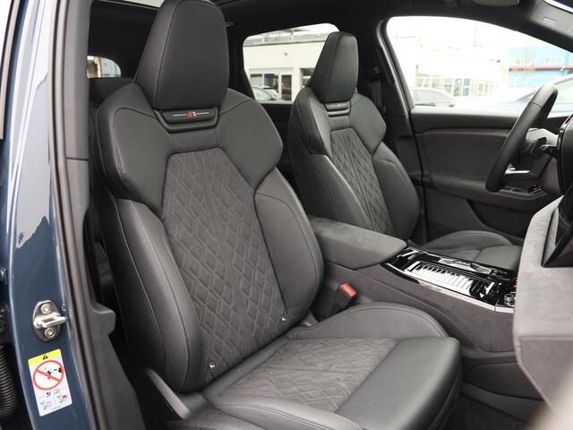 Audi e-tron Q6 S edition 100 kWh | Stoelverwarming achter | Pano | B&O | Head Up |