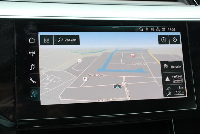 Audi e-tron e-tron 55 quattro 95 kWh Audi e-tron e-tron 55 quattro | Navigatie | Climate Control | Alacantara | Camera | Electrisch bedienbare achterklep | Led | Cruise Control Adaptive | Etc. 4%