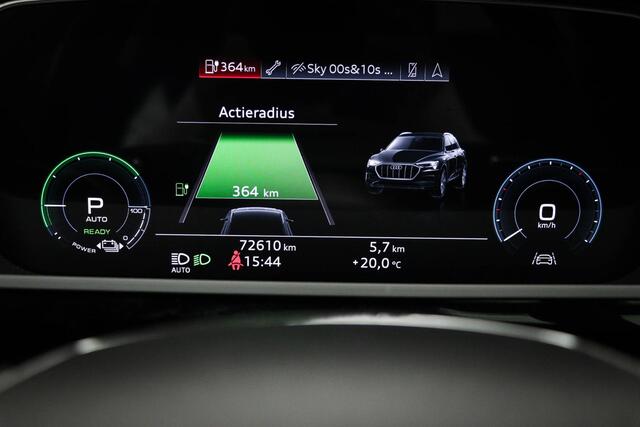 Audi e-tron e-tron 55 quattro 95 kWh | PANOAMADAK | MATRIX LED | HEAD UP | 360 CAMERA | TREKHAAK AFNEEMBAAR