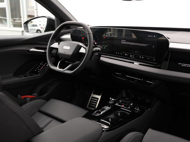 Audi e-tron Q6 S edition 83 kWh | 252 pk | Panoramadak | Tech pro pakket | Bijrijdersscherm | Privacy glas |
