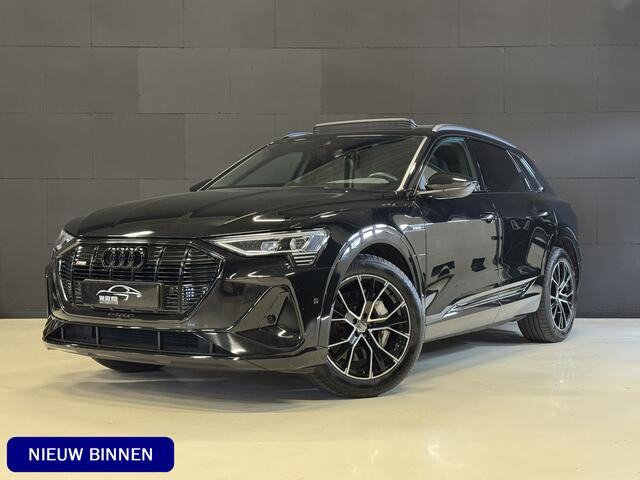Audi e-tron e-tron 50 quattro 2x S-Line Black Edition 71 kWh | Pano | Afn. trekhaak | Carplay | Adaptive cruise | Stoelverwarming