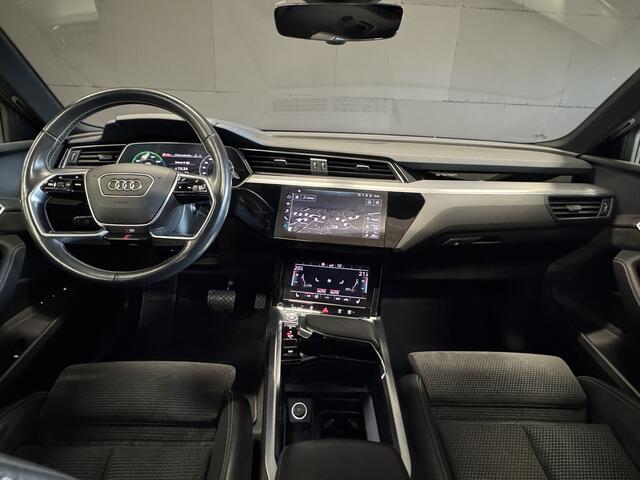 Audi e-tron e-tron 50 quattro 2x S-Line Black Edition 71 kWh | Pano | Afn. trekhaak | Carplay | Adaptive cruise | Stoelverwarming
