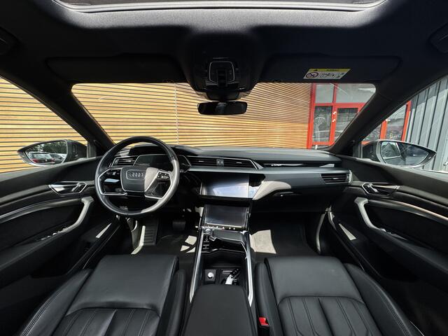 Audi e-tron 55 quattro Business edition Plus 95 kWh Trekhaak / Panoramadak / Leer
