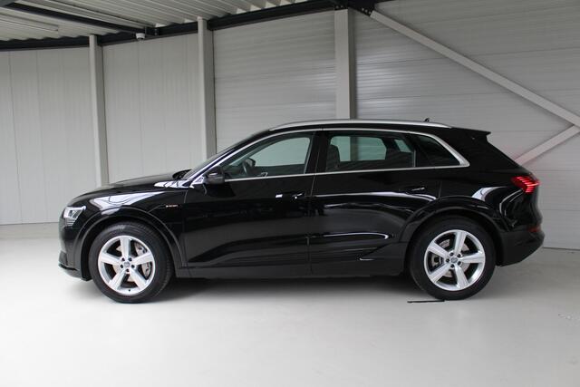 Audi e-tron 50 quattro Launch edition 71 kWh Navigatie | Elektr. stoelverst. + geheugen | 20"Velgen | Dealeronderhouden .