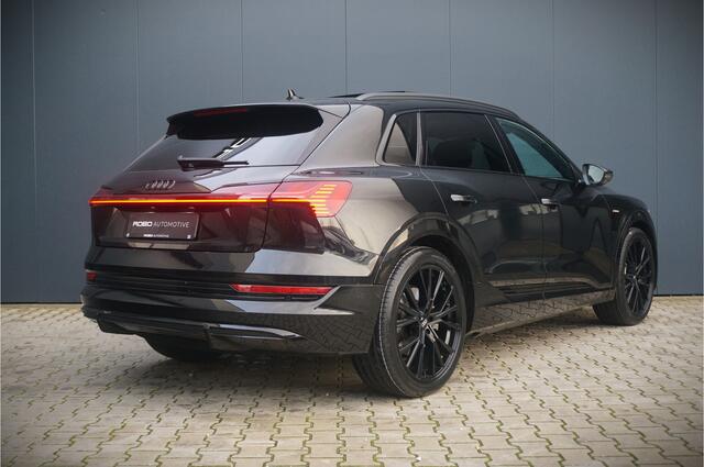 Audi e-tron e-tron 50 quattro Launch edition Black 71 kWh | S Line | Black Edition | Panoramadak | Memory Seats | Camera | Luchtvering | Adaptive Cruise Control | Keyless | Matrix LED | Leder | Stoelverwarming | NAP | BTW