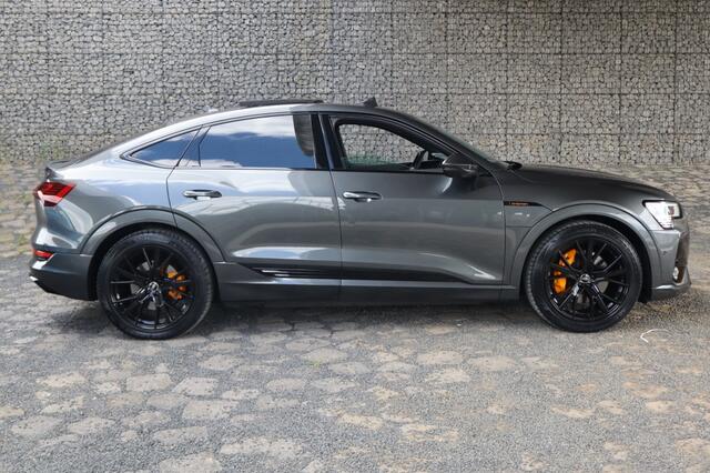 Audi e-tron 55 quattro S Line | Geen import | Schuifdak | B&O | Camera | Com