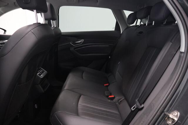 Audi e-tron 50 quattro Launch Edition + | panorama | Leder | 21" LM