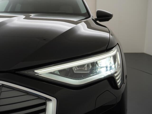 Audi e-tron e-tron 55 quattro advanced Pro Line Plus 95 kWh Pano | HUD | Stoelverwarming |