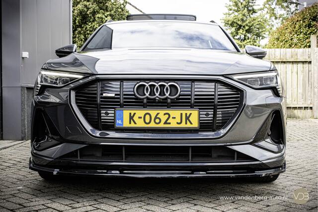 Audi e-tron 50 quattro 3x S-Line 21inch Ambiance 360gr Origineel NL