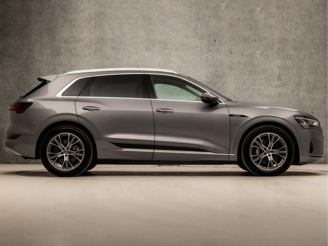 Audi e-tron e-tron 50 quattro Launch edition plus 71 kWh 313Pk Automaat (PANORAMADAK, APPLE CARPLAY, GROOT NAVI, LUCHTVERING, CAMERA, LEDER, MEMORY SEATS, STOELVERWARMING, ADAPTIVE CRUISE, NIEUWSTAAT)