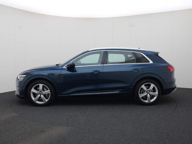 Audi e-tron 55 quattro Advanced 300kW/408PK 95 kWh · Navigatie · Luchtvering · Camera+Parkeersensoren · TOPDEAL