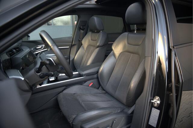 Audi e-tron 50 quattro S edition 71 kWh | S Line | Black Edition | Bang & Olufsen | Panoramadak | Head-Up Display | Trekhaak | Memory Seats | Ambiance Verlichting | Camera | Luchtvering | Adaptive Cruise Control | Keyless | Matrix