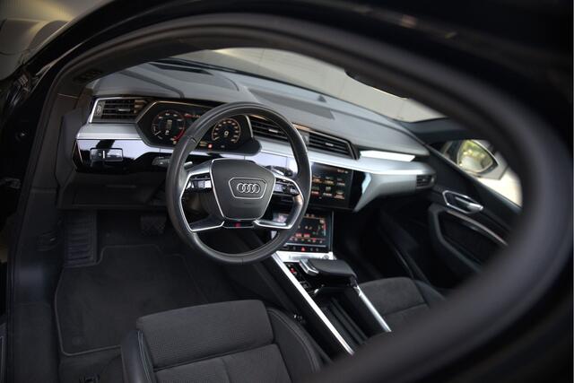 Audi e-tron 50 quattro S edition 71 kWh | S Line | Black Edition | Bang & Olufsen | Panoramadak | Head-Up Display | Trekhaak | Memory Seats | Ambiance Verlichting | Camera | Luchtvering | Adaptive Cruise Control | Keyless | Matrix