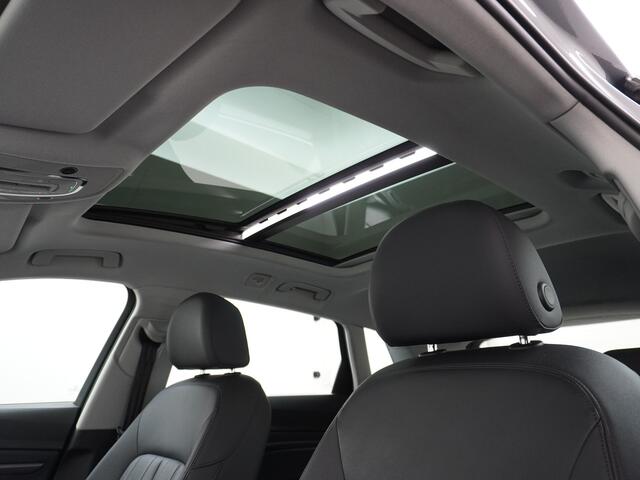 Audi e-tron Luchtvering Elektr.Leer+Memory+Verwarmd Pano-Dak Adap.Cruise Carplay LED Park-Assist PDC-a+V E-tron 20" Elektr.Achterklep 50 Quattro Launch Edition plus 71kWh Level-ride Actieve luidspreker E-Call Audi-Connect Keyless-go PTC SpoorAssist