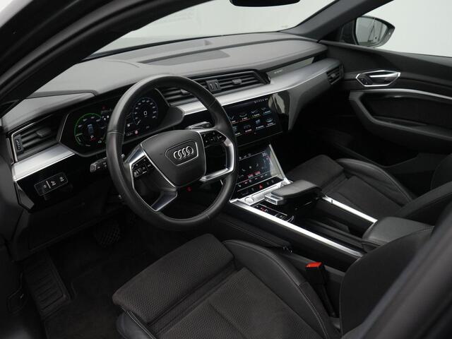 Audi e-tron 50 quattro Launch edition Black 71 kWh 313 pk | Panoramadak | Leder/alcantara | Geheugenstoel | Achteruitrijcamera | Stoelverwarming