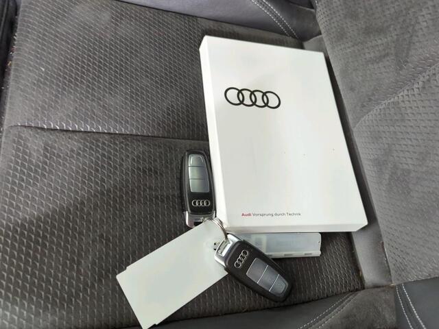 Audi e-tron 50 Quattro 3x S-Line Trekhaak 360gr Camera's
