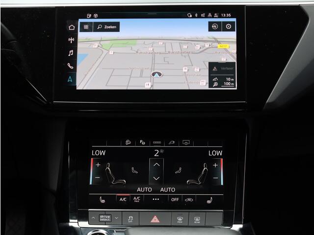 Audi e-tron 50 quattro 71 kWh 230KW | Keyless Go & Entry | Elektrische kofferklep | Virtual | Carplay | Getint Glas | 19"Inch |