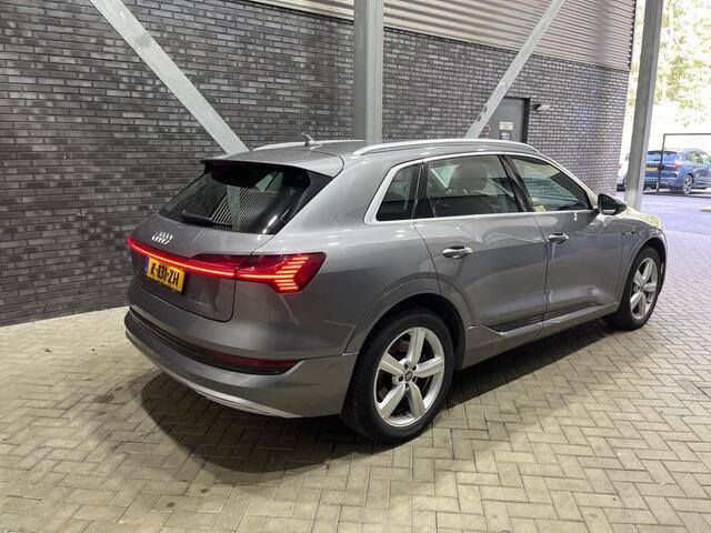 Audi e-tron e-tron 50 quattro Launch edition 71 kWh | Incl. BTW | Apple Carplay | Keyless | PDC V+A | 20 Inch