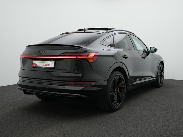 Audi e-tron Sportback 55 408 pk quattro S-Line Black Edition | Panoramadak | Valcona leder | Rondomzicht camera | Geheugenstoel | Oranje gestikt | Matrix LED