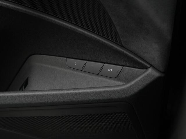 Audi e-tron Sportback 55 408 pk quattro S-Line Black Edition | Panoramadak | Valcona leder | Rondomzicht camera | Geheugenstoel | Oranje gestikt | Matrix LED