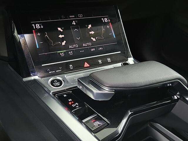 Audi e-tron Sportback 55 quattro Business edition 95 kWh 2e-Eig. & Dealer-Onderh. BOVAG-Garantie. NL-Auto.