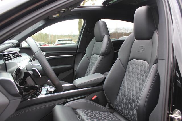 Audi e-tron Sportback S quattro 95 kWh / Panoramadak / Camera / RS Seats / 21'' / B&O / Intr.voorverwarming / Luchtvering / Matrix LED / CarPlay / Stoelverwarming / DAB / ACC